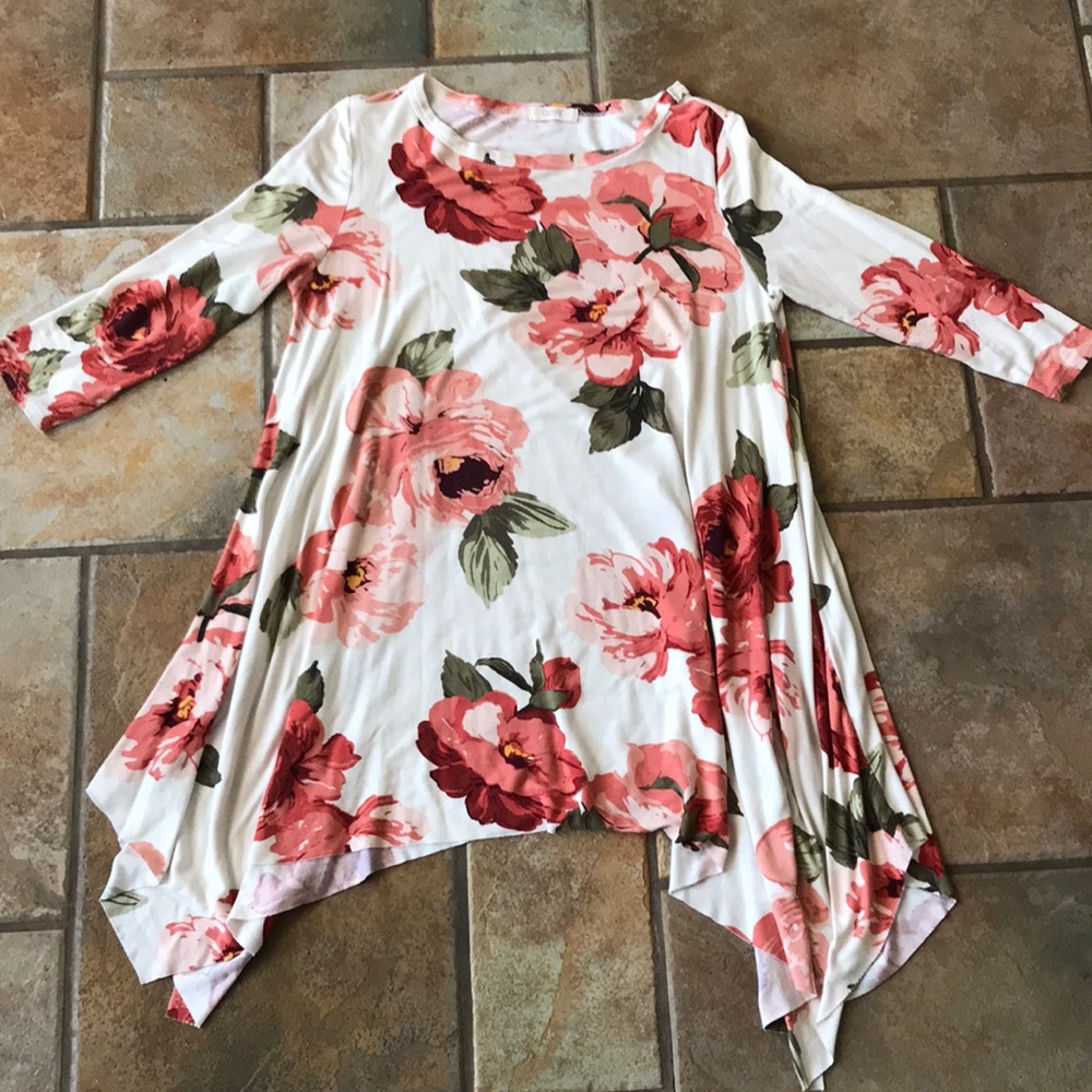 Adorable Floral Top